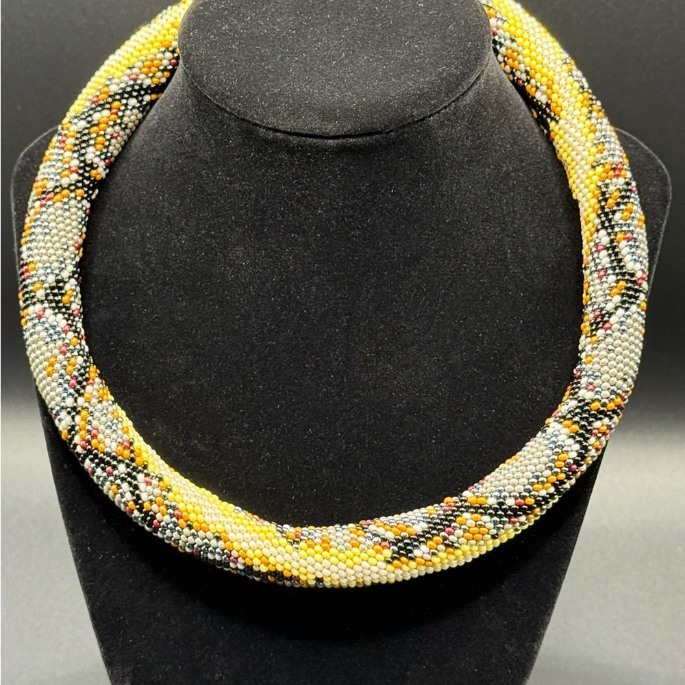 Gray Python Beaded Necklace, Beadwork Choker, Seed Bead Necklace, Snake Pattern